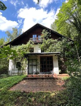 Ein Ort im Dornröschenschlaf: Besonderes Anwesen von 1690 inmitten unberührter Natur - Auerbach (LK Deggendorf)