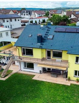 Großzügige neurenovierte 4-Zimmer-Wohnung mit Terrasse und Einbauküche in Steißlingen - Steißlingen