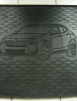 BMW X2 F39 Passform-Kofferraummatte/-wanne mit X2-Druck, Gummi, wie neu - Gelsenkirchen