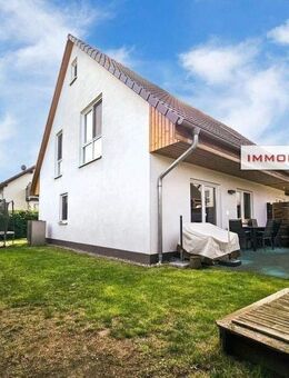 IMMOBERLIN.DE - Energieeffiziente Doppelhaushälfte mit Ausbaupotenzial in behaglicher Lage - Berlin