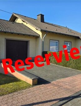 Familienhaus mit Garten und Garage - Einliegerwohnung inklusive! - Neidenbach