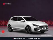 Hyundai i30, 1.5 T-GDI Advantage Hybrid Atlas White Uni, Jahr 2022 - Kippenheim