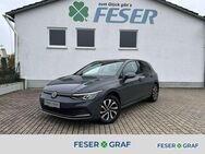 VW Golf, VIII Lim Active eTSI, Jahr 2022 - Heideck