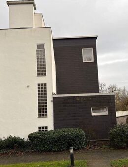 Lukrative 2 ZKB Wohnung 3. OG in sehr gesuchter und zentraler Wohnlage in Kassel Harleshausen - Kassel