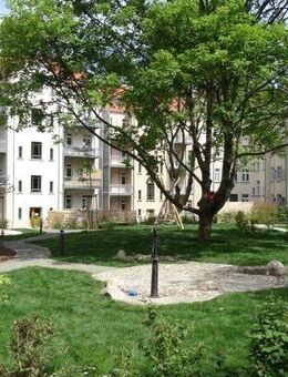 Familientraum * attraktive 4- Zimmerwohnung im Brunnenviertel mit eigenem Garten - Leipzig