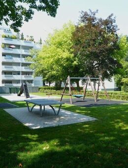 KOMPLETTANGEBOT: 2,5-Zimmer-Etagenwohn. inkl. 2 Loggias, Keller + Außenstellplatz + TG-Stellplatz! - Bietigheim-Bissingen