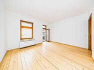 Schöne 2-Zimmer-Altbauwohnung mit Balkon - Leipzig