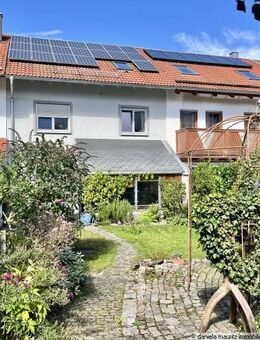 Reihenmittelhaus in familienfreundlicher Lage - moderner Komfort, viel Platz, ruhiges Umfeld - Steinhöring