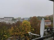 Schöne, große 4-Zimmer ETW TG Platz und gr. Balkon, sowie megatollem, unverbaubarem Ausblick. beste Lage in Würzburg - Würzburg