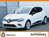 Renault Clio, TCe 90 Limited - Deluxe-Paket, Jahr 2018 - Geisenheim