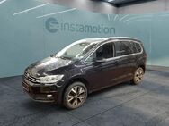 VW Touran, 1.5 TSI Highline, Jahr 2021 - München