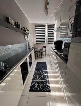 Hochwertig modernisierte Erdgeschosswohnung direkt am Greifenhorstpark von Krefeld-Linn - Krefeld