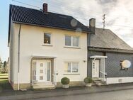 "Charmante Wohndoppelung in Norken: Zwei Häuser auf großem, ebenerdigem Grundstück" - Norken