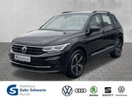 VW Tiguan, 1.5 TSI Life LM18, Jahr 2021 - Aurich