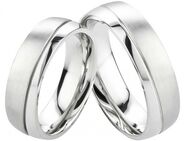 Moderne Ringe aus Edelstahl E139 ohne Stein mit Gravur - Aholming