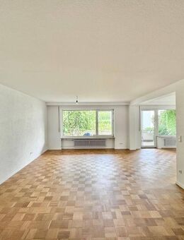 Großzügige 3 - Zimmer Wohnung mit Balkon und Tageslichtbad in S-Hofen! - Stuttgart