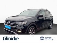 VW T-Cross, 1.0 TSI Move, Jahr 2023 - Kassel