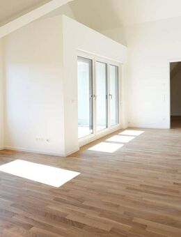 *Ein grünes Zuhause - Moderne 2-Zimmer-Wohnung mit en-suite Badezimmer und Süd-Loggia* - München