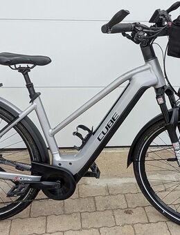 Cube Kathmandu Hybrid SL 750 Trapez Bj. 2022 - Top Zustand, 381 km - Massenbachhausen