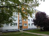 helle 3-Raum-Wohnung mit Balkon und kostenl. Stellplatz - Saalfeld (Saale)