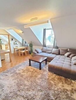 Endlich Zuhause angekommen - Attraktive 2 Zimmer Dachgeschoss Wohnung in guter und ruhiger Wohnlage von Amberg - Amberg