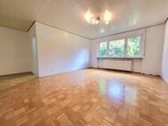 Helle 2-Zimmer-Wohnung, leerstehend, direkt an den Weinbergen - Stuttgart