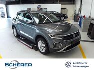 VW T-Roc, 1.0 TSI Life APP, Jahr 2023 - Saarbrücken