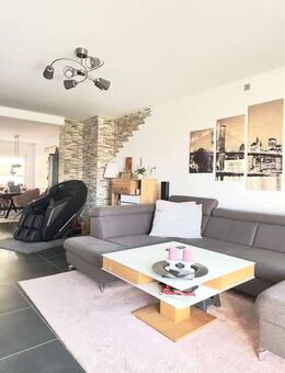Einzugsbereit & hochwertig modernisiert! 122 qm Ideal aufgeteilt, in top Lage + Südbalkon & G-Garten - Leverkusen