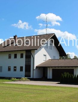 Wohnen mit zeitloser Eleganz! EFH mit ELW auf sonnigem Grund - Erkheim! - Erkheim