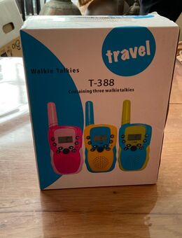 Walkie-Talkie Set T‑388 – 3 Stück – bis 6 km Reichweite – Neu und unbenutzt - Brakel Zentrum