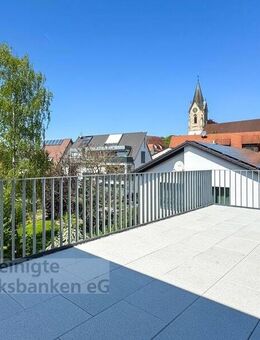 GEHOBENE WOHNUNG MIT ZWEI BALKONEN UND TOLLER AUSSICHT! - Pliezhausen