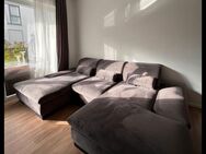 Sofa, Couch U Form samt grau velour XXL Familiencouch top Zustand - Leverkusen