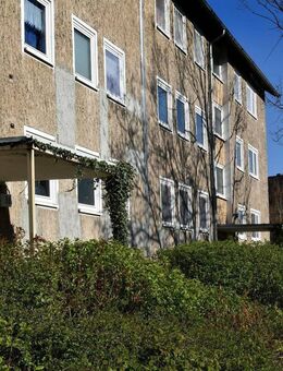 Großzügige 3-Zimmer-Wohnung mit Balkon auf dem Laagberg // EG rechts - Wolfsburg