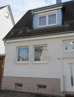 Familienfreundliches Doppelhaus in verkehrsberuhigter Lage von Schwenningen - Villingen-Schwenningen