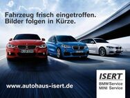 BMW 118 i Lim. Sport Line A. +LIVE PROF.+LED+DAB+ - Kronach