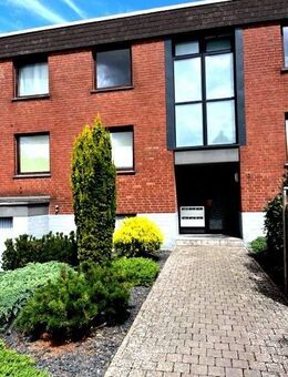 Solides, gepflegtes 6 Familienhaus in guter Lage. - Jülich