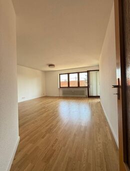 Moderne 3-Zimmer-Wohnung mit Balkon in Hilzingen - Hilzingen