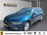 VW Passat Variant, 1.5 TSI Business, Jahr 2021 - Berlin