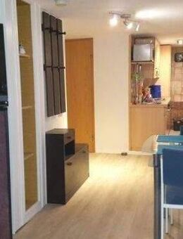 Möblierte, gemütliche Dachgeschosswohnung mit Einbauküche! - Löningen