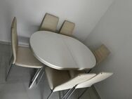 Ovaler Esstisch mit 6 Stühlen - Kirchardt