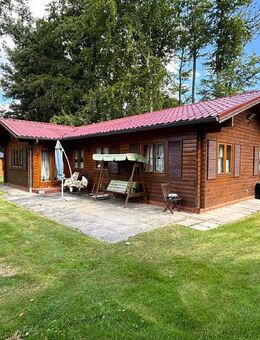 Bungalow Blockbohlenhaus in ruhiger idyllischer Lage mit schönem Grundstück - Brest
