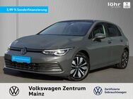 VW Golf, 2.0 TDI Move, Jahr 2023 - Mainz