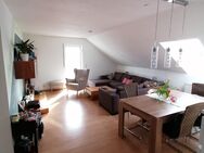 Mühlheim-Lämmerspiel, 2. Zimmer -Dachgeschosswohnung 2.OG im 6. Familienhaus mit Abstellplatz - Mühlheim (Main)