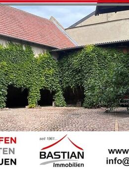 Historie inklusive: Ehem. Winzerhof als 2FH - Nebengebäude - idyllischer Hof - Garten - Mölsheim! - Mölsheim