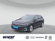 VW Passat Variant, 1.4 GTE eHybrid MASSAGE PARK LIGHT, Jahr 2021 - Darmstadt