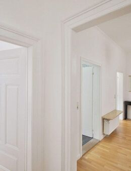 Exquisite Jugendstil-Maisonette mit historischem Charme, Tageslichtbad mitten in Baden-Baden - Baden-Baden