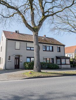 RESERVIERT - Attraktives Doppelhaus mit großem Grundstück und vielfältigen Gestaltungsmöglichkeiten - Bremervörde