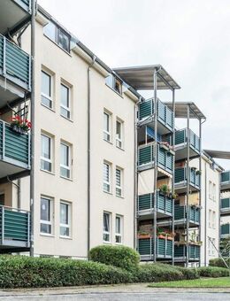 3-Raum-Wohnung mit Balkon und EBK zentrumsnah - Glauchau