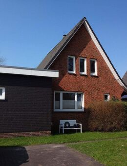 Husum an der Nordsee, sehr stadtnah bei absoluter Ruhe mit pflegeleichtem Garten - Husum (Schleswig-Holstein)