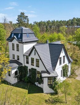 Historische Turmvilla in Spreenhagen sucht neuen Eigentümer zur Vollendung - Spreenhagen